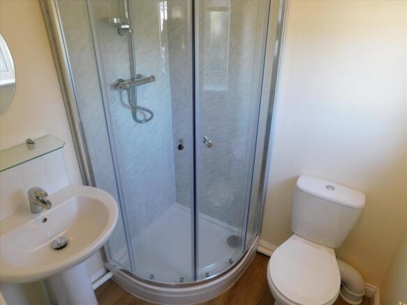 EN SUITE
