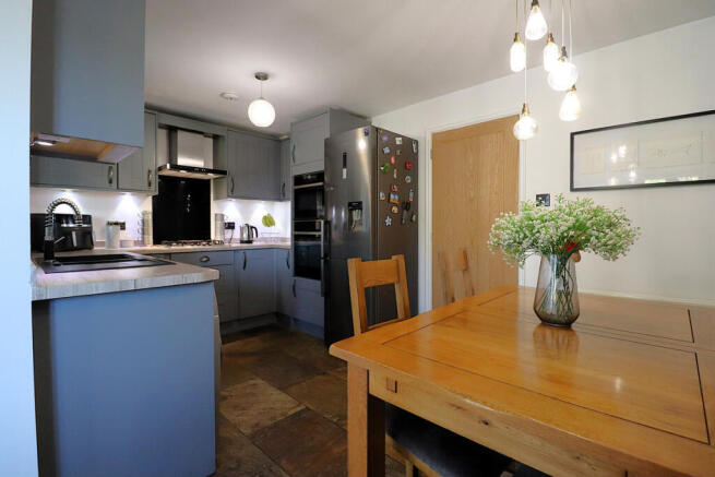 3 bed Detached for sale Image 6