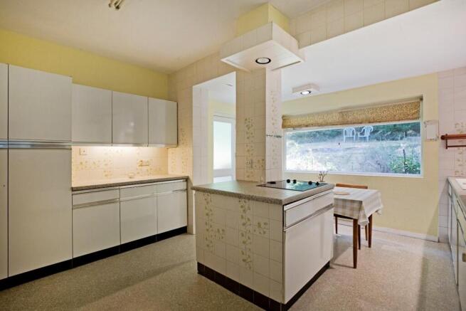3 bed Detached Bungalow for sale Image 6