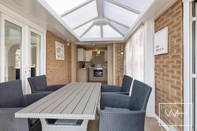 3 bed Detached Bungalow for sale Image 9