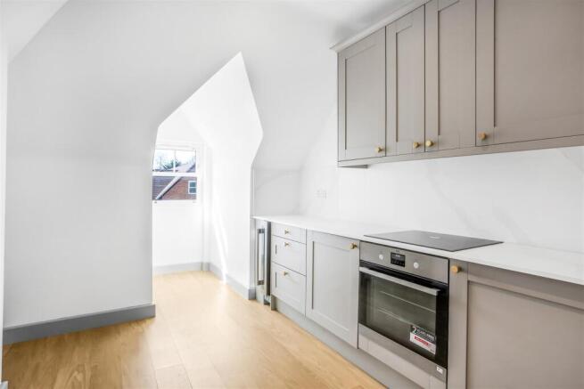 1685129273 - F6 -1.jpg