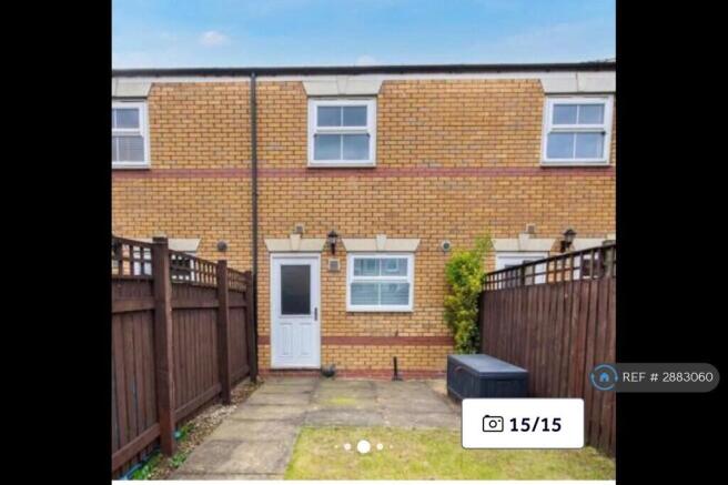2 bed Terraced to rent Image 7