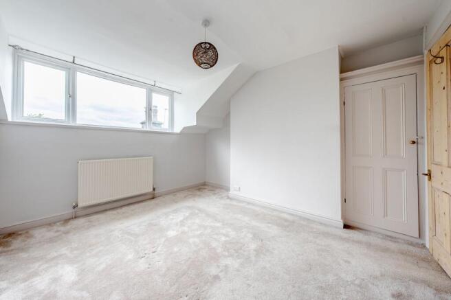 2 bed Flat for sale Image 7