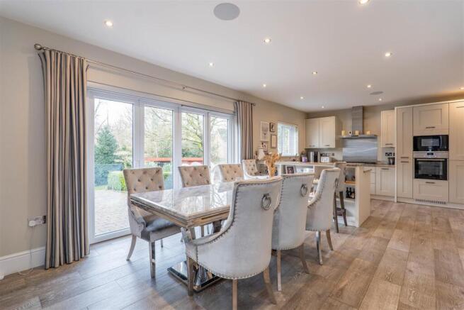 Kitchen/Diner/Family Room