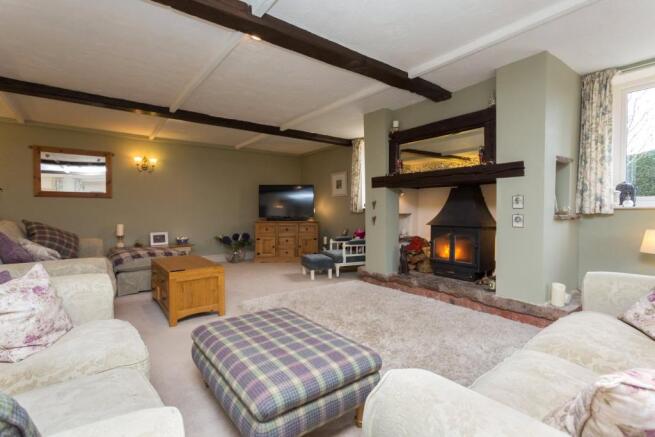Lounge (B)