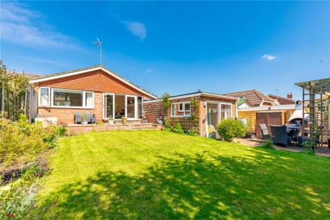 Stirling Road, Market Lavington, Devizes, Wiltshire, SN10