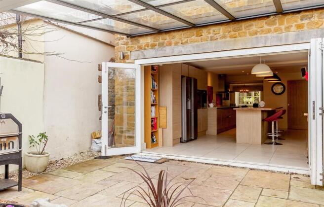 bi-folding doors / outside area