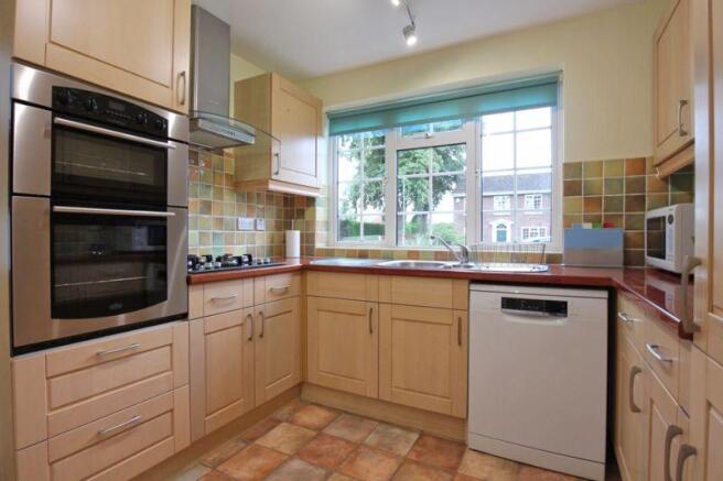 Kitchen/Breakf...