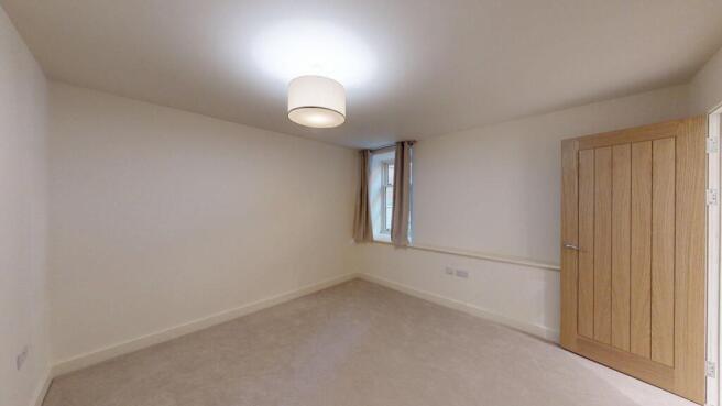 5 bed House to rent Image 9