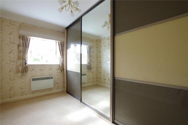 2 bed Apartment for sale Image 6