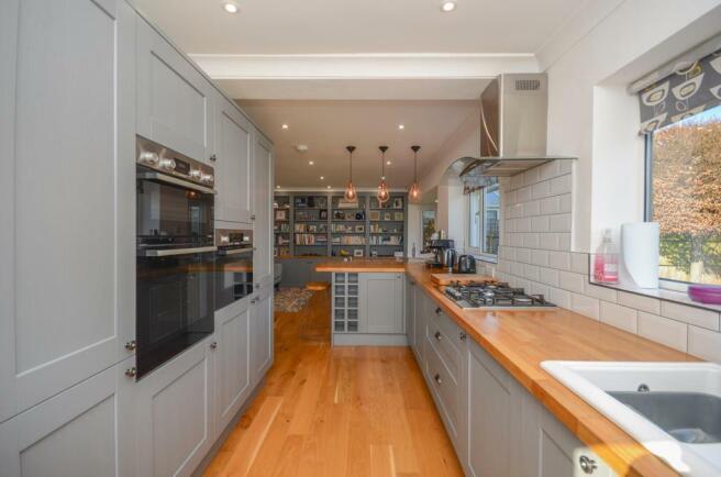 Kitchen.jpg