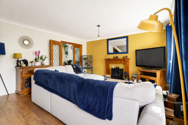 3 bed Semi-Detached for sale Image 4