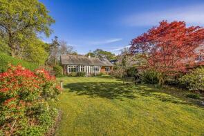 Crossways Lodge, The Bridle Lane, Hambrook, Funtington PO18 8UG