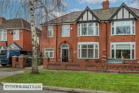 St. Georges Square, Chadderton, Oldham, OL9