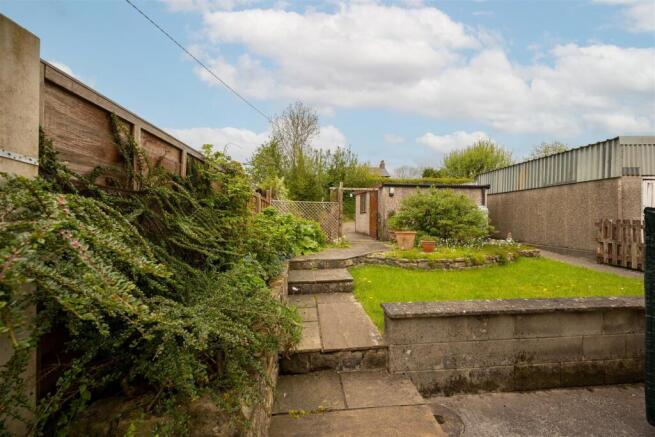 3 bed Semi-Detached for sale Image 4