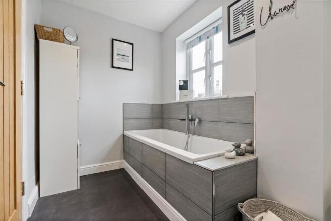 38 Lady Grey Avenue Interior-21.jpg