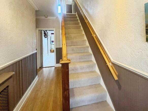 3 bed House to rent Image 12