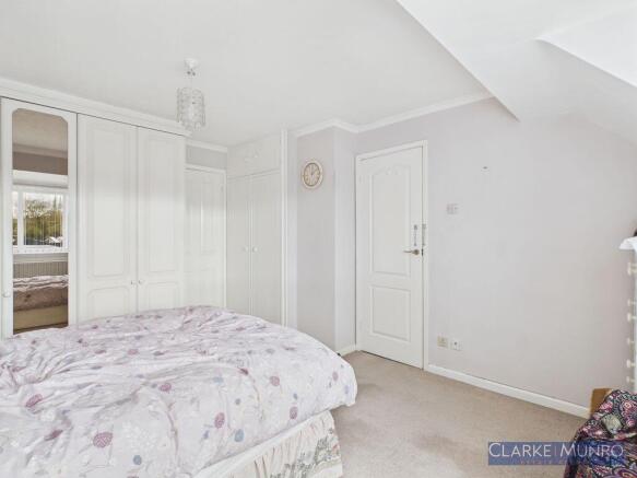 2 bed Semi-Detached for sale Image 9