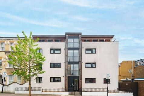 Beauchamp Road, Battersea, London, SW11