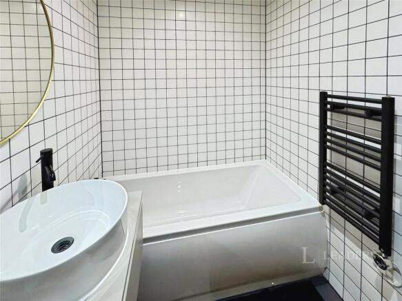 1 bed Flat to rent Image 7