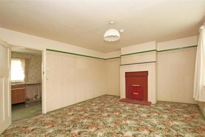8SC - Sitting room 2.jpg