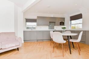 Flat B, Oakwood House, Oak Road, Leatherhead KT22 7UU