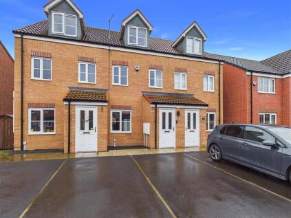 Cades Grove, Ingleby Barwick
