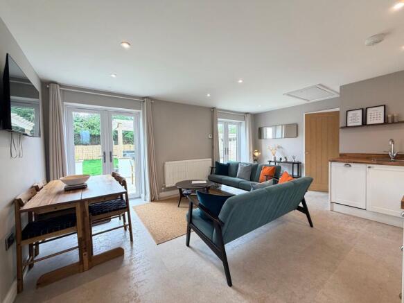3 bed Cottage for sale Image 4