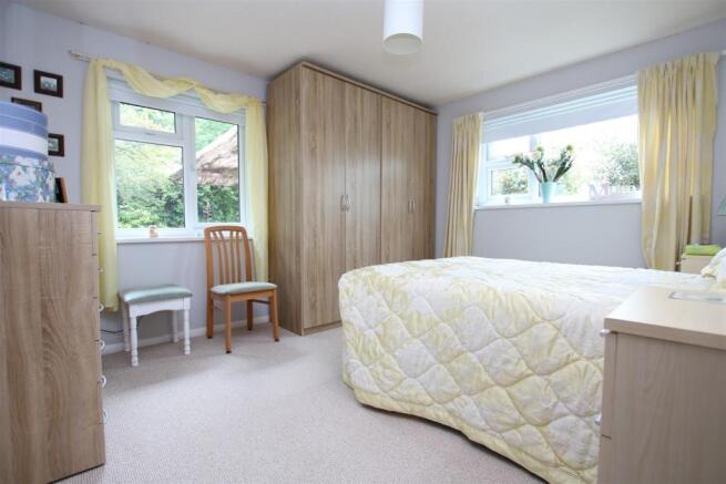 Bedroom 1.JPG