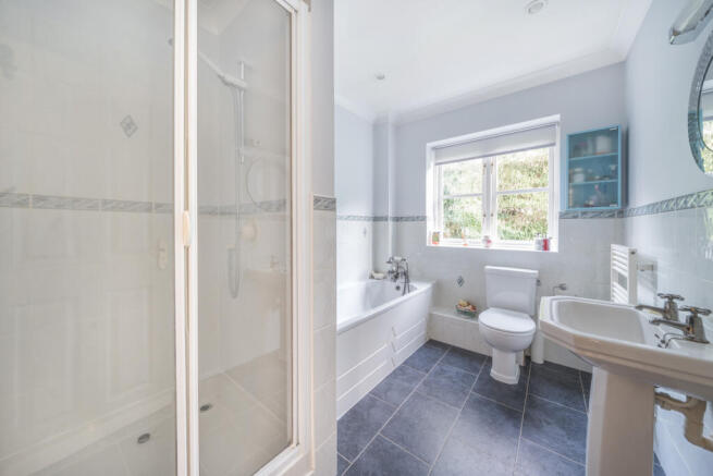 Master En-Suite