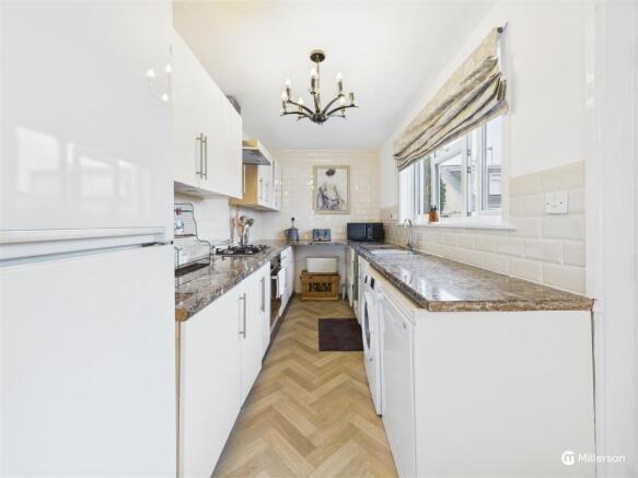 KITCHEN / BREAKFAST ROOM