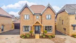 10, Cowdray Close, Woolstone, Milton Keynes MK15 0AP