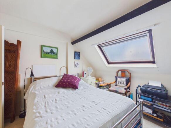 2 bed Apartment for sale Image 9