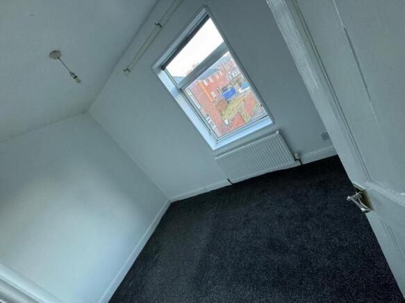 2 bed House to rent Image 8