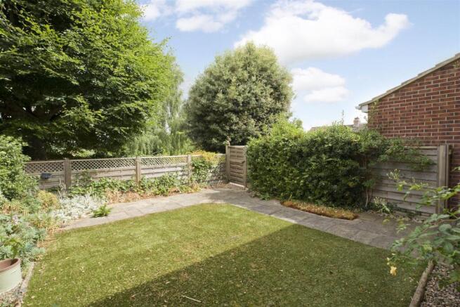 4 bed House for sale Image 8