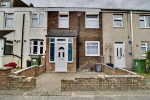 3, Honeysuckle Close, Romford RM3 8XH