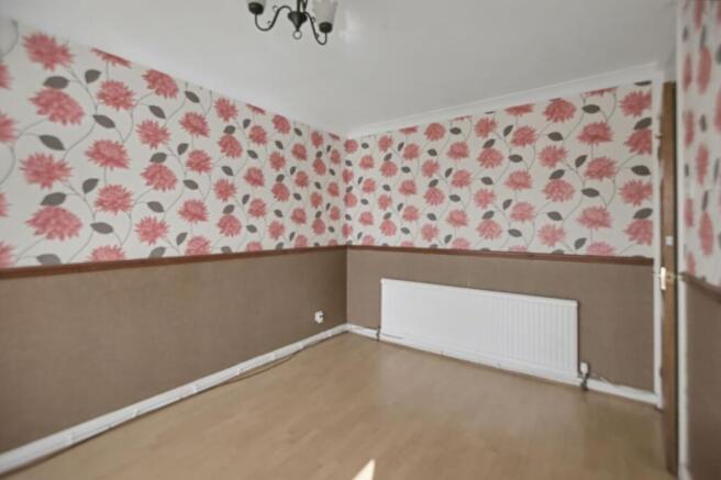3 bed Bungalow for sale Image 4