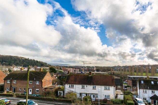 17 Hereward Way40.jpg