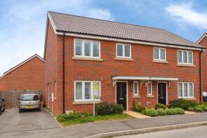 76, Lingfield Park, Bourne PE10 0ZD