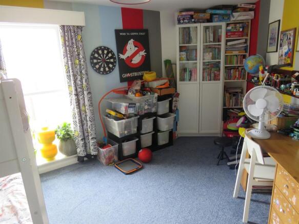 Photo 8