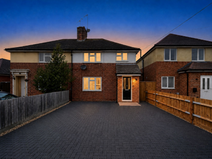 Bittenham Close, Stone, HP17