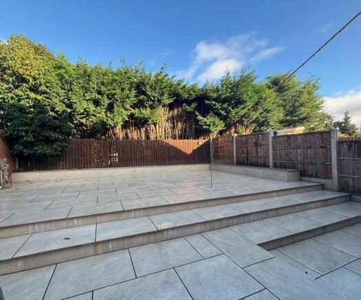 3 bed Semi-Detached for sale Image 9