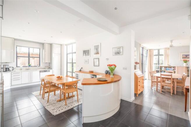 Kitchen/Breakfast