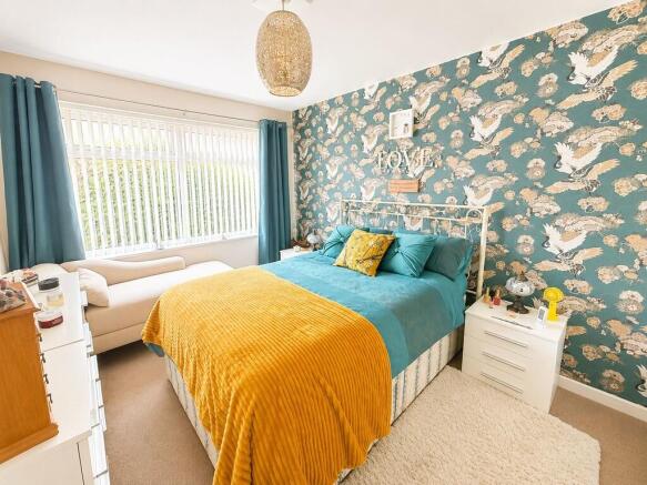 3 bed Terraced for sale Image 6