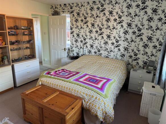 Bedroom.,.jpg