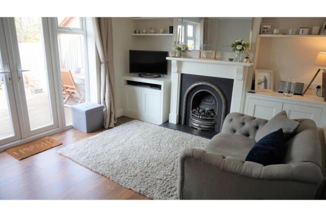 Lounge/Dining Room