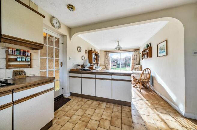 Kitchen/Dining