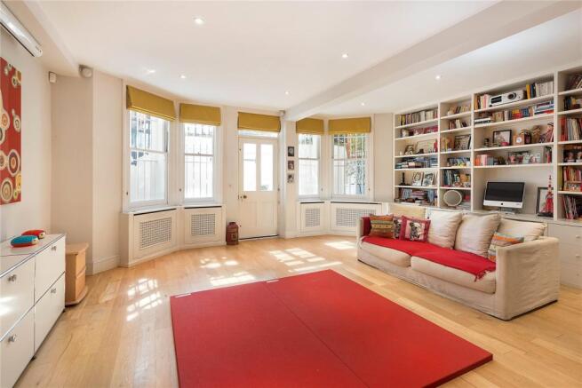 Sitting/Family Room