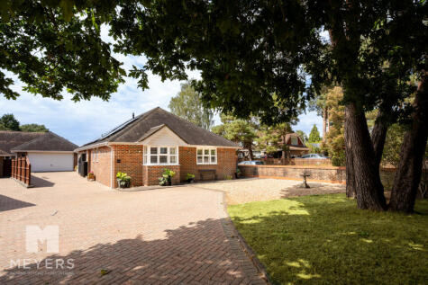 Woolsbridge Road | Ashley Heath | BH24