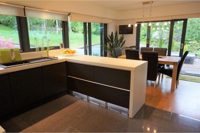 Kitchen / Diner